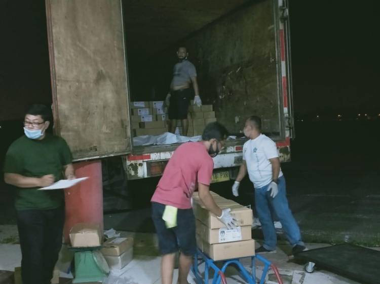 Dua Hari Lebih Cepat, 1.643.175 Surat Suara Pilkada Masuk Gudang Medan
