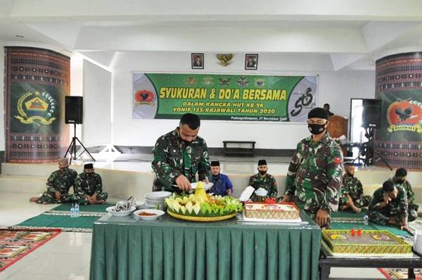 Syukuran dan Do&rsquo;a Bersama dalam Rangka HUT ke-56 Yonif 123/Rajawali