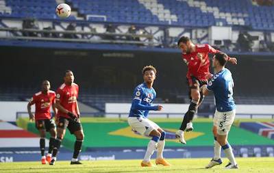 Alex Telles Membuat Posisi Luke Shaw Terancam