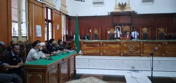 Hakim Tolak Praperadilan Ketua KAMI Medan, Penetapan Tersangka Tetap Sah