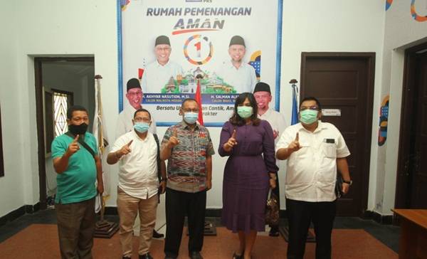 Pariban Luhut Binsar Panjaitan Ini Siap Memenangkan Akhyar - Salman