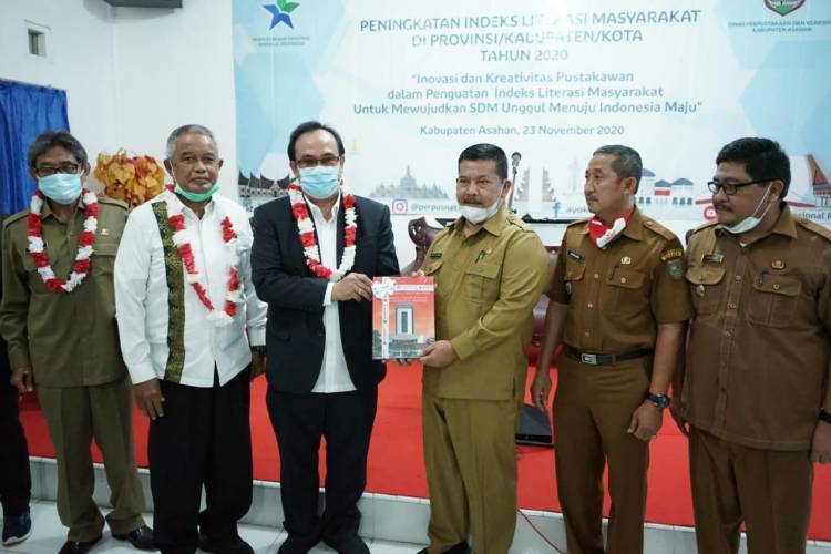 Perpusnas RI Berikan Acungan Jempol Kepada Pemkab Asahan