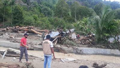 Banjir Bandang, Puluhan Rumah Warga Rusak Berat