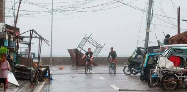 Filipina Dihantam Topan Super Goni