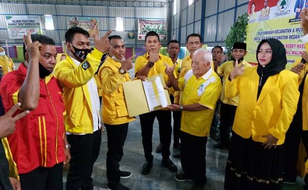 Masyarakat Marelan Antusias Sambut Kemenangan Bobby Aulia