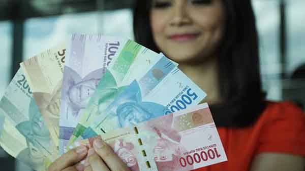 Kurs Rupiah Melemah Tipis 0,04% Hari Ini
