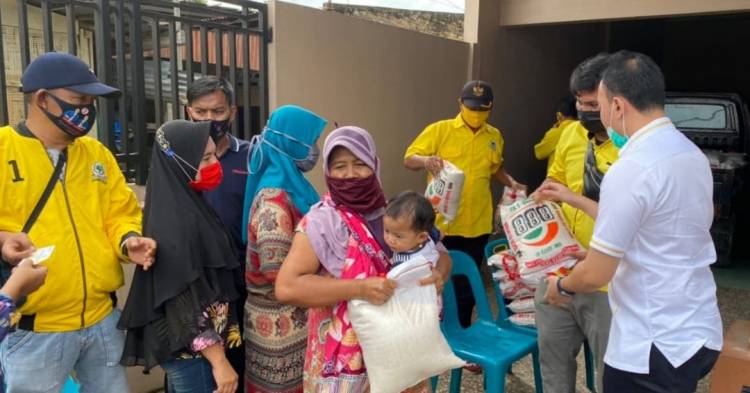 Partai Golkar Medan Terus Berbagi Di Tengah Pandemi
