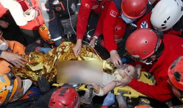 Ayda Gezgin Selamat Meski Tertimbun Reruntuhan Bangunan Selama 91 Jam