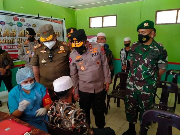 Sembari Pantau Pilkades di Dairi, Kapoldasu Tetapkan Optimalkan Vaksinasi