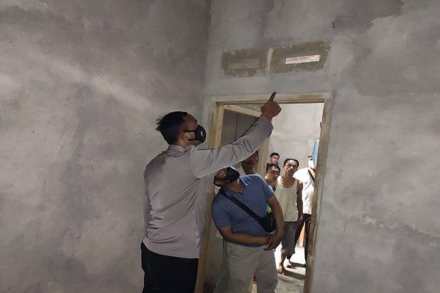 Penemuan Mayat Aparatur Desa Tergantung Gemparkan Warga di Way Kanan