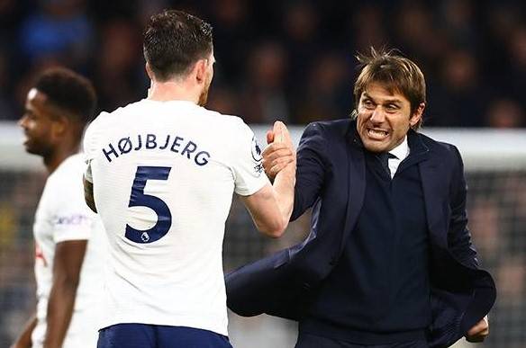 Babak Pertama Tottenham Tampil Amat Buruk, Ceramah Pelatih Bangkit
