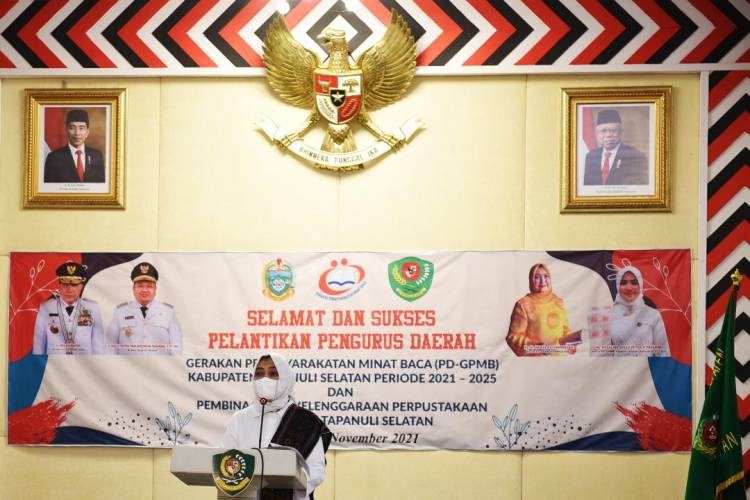 Nawal Lubis Lantik PD GPMB Tapsel