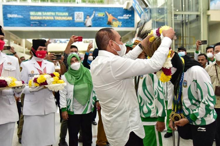 Edy Rahmayadi Sambut Pepulangan 66 Atlet yang Berlaga di Pekan Olahraga Paralimpiade Nasional (Pepernas) XVI Papua
