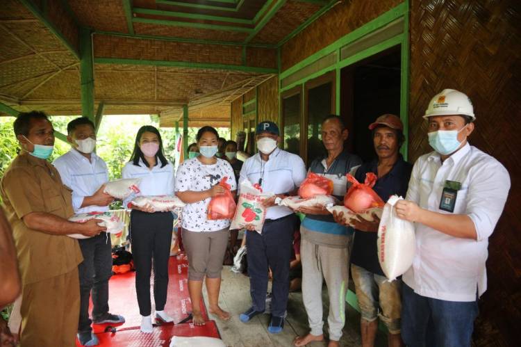 PLN Bantu Korban Bencana Longsor di Sibolangit