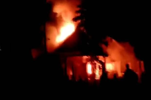 Tak Hanya 2 Rumah Sijago Merah Juga Lahap 5 Unit Kendaraan
