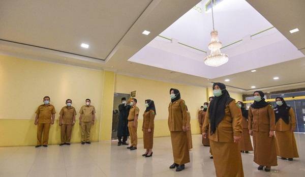 Irsan Lantik 10 Pejabat Eselon III di Lingkungan Pemkot Padangsidimpuan, Ini Daftarnya
