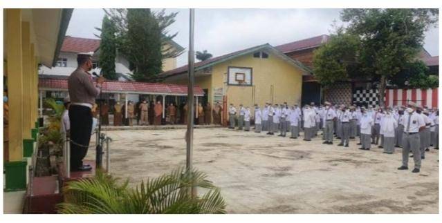 Satlantas Polres Sidimpuan Melaksanakan Police Go to School