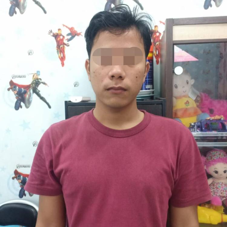 Gauli Pacar Yang Belum Dewasa Pria Ini Di Kurung Polisi