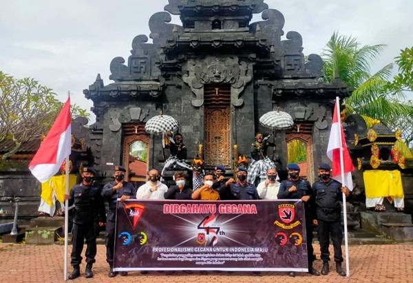 Detasemen Gegana Brimob Sumut Lakukan Bhakti Sosial di 4 Rumah Ibadah