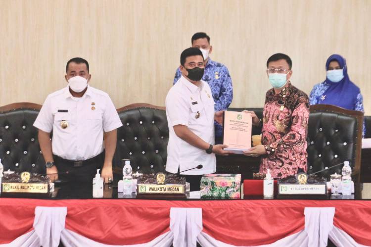 Rapat Paripurna DPRD Medan Bobby Nasution Sampaikan Rancangan APBD 2022