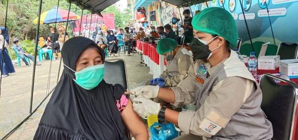 Bersama Lanud Suwondo, P3KS Gelar Suntik Vaksinasi Tahap 2