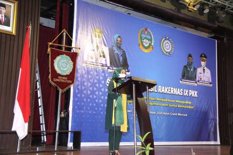 Sri Ayu Mihari Tutup Sosialisasi Hasil Rakernas IX PKK