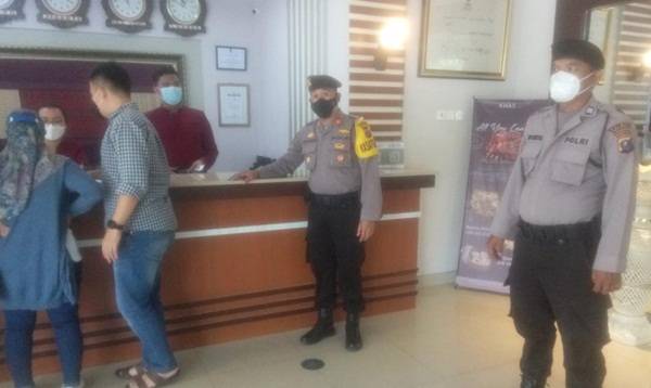 Kasat Sabhara Polres Simalungun Pimpin Pengamanan Kunjungan Dubes Jepang ke Danau Toba