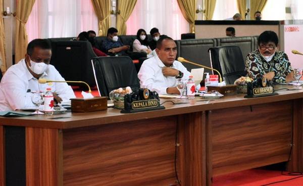 Tujuh Kabupaten di Danau Toba Sepakat Tertibkan Semua KJA