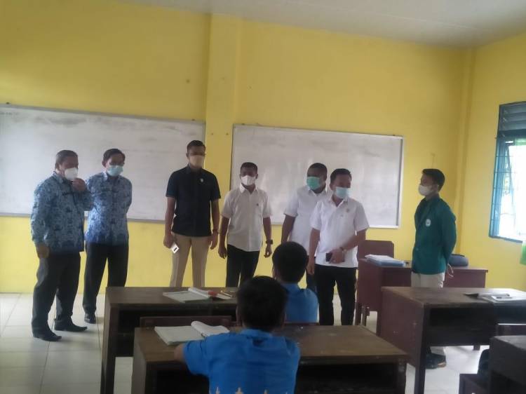 DPRD Kota Medan Tinjau Sekolah Pelaksanaan PTMT