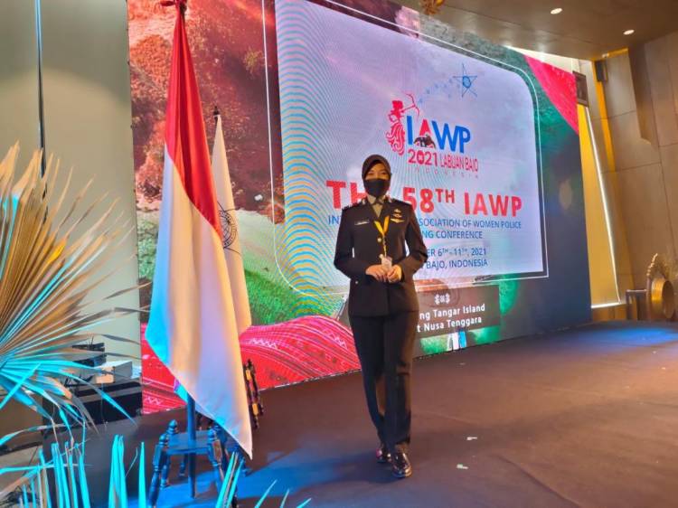 IAWP ke-58 di Labuanbajo, Yuk Kenali Iptu Nanin Aprilia Polwan Polda Sumut Selaku Moderator