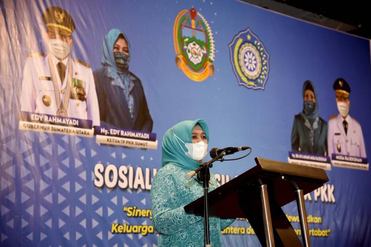 Nawal Lubis Hadiri Sosialisasi Hasil Rakernas IX PKK Semoga Program Kerja Lima Tahun Berkesinambungan