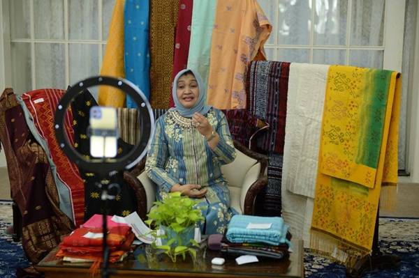 462 Produk Kerajinan Sumut Dipamerkan di Rumah Kriya Asri, Ini Pesan Nawal Lubis