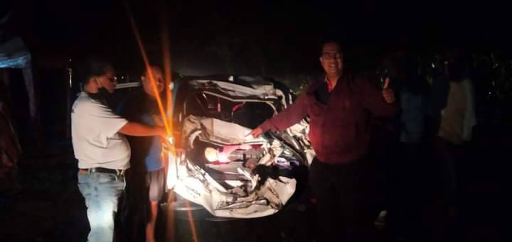 Mobil HRV Ringset Tertimpa Pohon di Titik 37,5 Tirtanadi