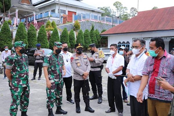 Kapoldasu dan Kasdam I BB Turun Langsung Pantau Pilkades Taput