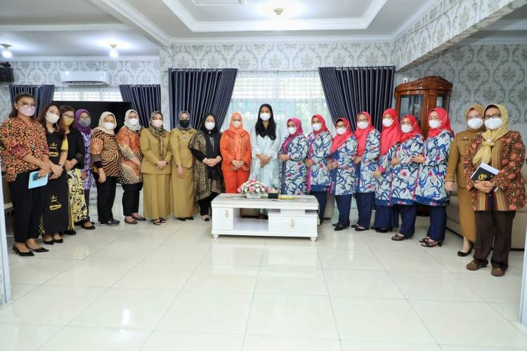 Ketua TP PKK Kota Medan Terima Kunker TP PKK Kabupaten Rokan Hilir Provinsi Riau