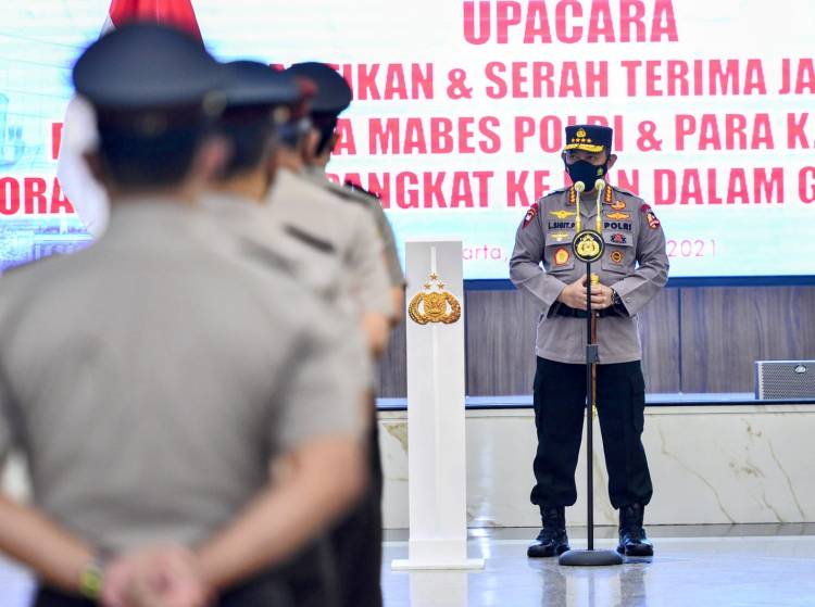 Kapolri Pimpin Upacara Sertijab Pati Polri, Listyo Sigit Prabowo : Jangan Padamkan Api Pada saat Api Besar