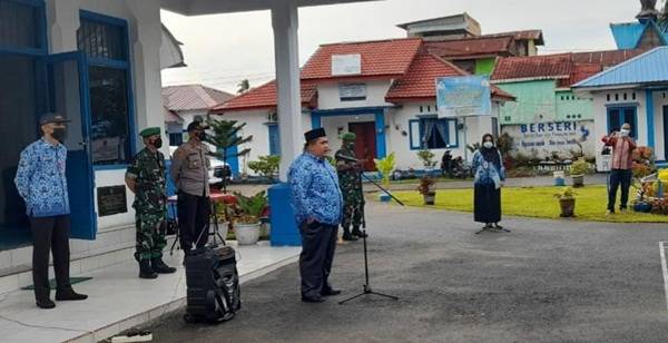 Kepala Kejaksaan Pancurbatu Pembina Upacara HUT Korpri