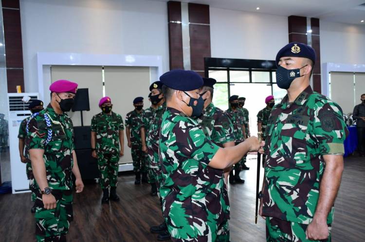 Danlantamal I Belawan Pinpin Sertijab Kadisgaslan Dan Pengukuhan Kadispen