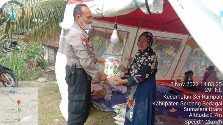 Polres Sergai Beri Bantuan Sembako pada Korban Banjir
