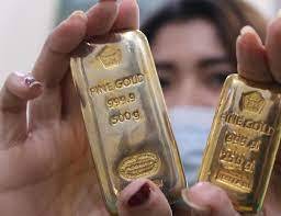 Selama Tiga Hari Ini, Harga Emas Tergelincir, Dollar AS Ambil Uantung