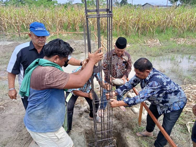 Rahudman Letakkan Batu Pertama Sopo Godang Tabagsel di Percut Sei Tuan