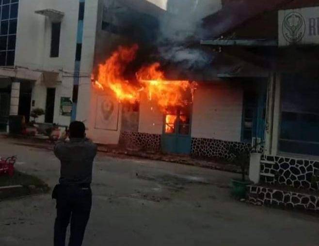 Kota Kabanjahe Sempat Gempar Karena Silidah Merah Jilat Rumah Sakit Umum Kabanjahe