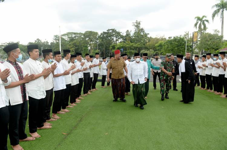 Edy Rahmayadi Peringati Hari Santri Bersama 600 Santri