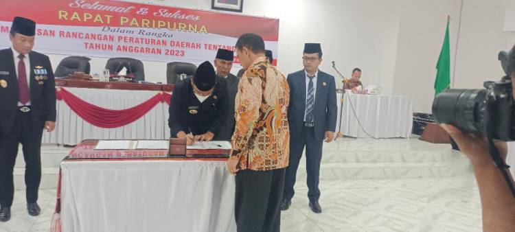 DPRD Humbahas Sahkan APBD TA 2023