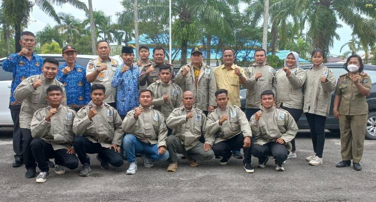 Atlet Karate Satpol PP Deli Serdang Pada Kejurda di Sopo Toba Ambarita Samosir, di Lepas Langsung Oleh Sekdakab