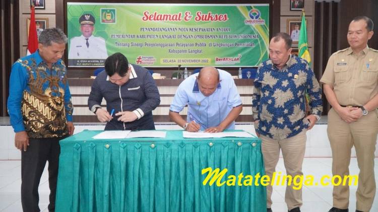 Dalam Menjalin Kerja Sama Pemkab Langkat dan Ombudsman RI Teken MoU