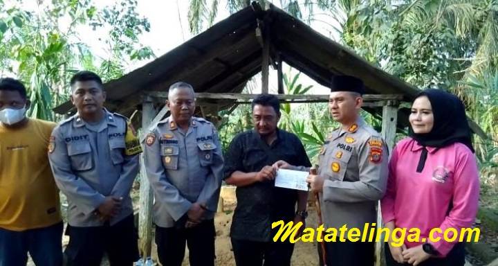 Kapolres Langkat Bantu Renovasi Makam Kyai Ali Mansyur