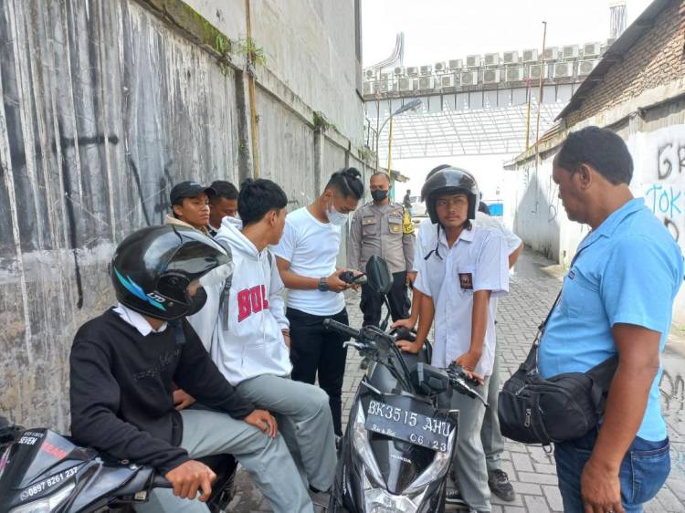 Polsek Percut Sei Tuan Gelar Patroli Geng Motor Diseputaran Wilkumnya