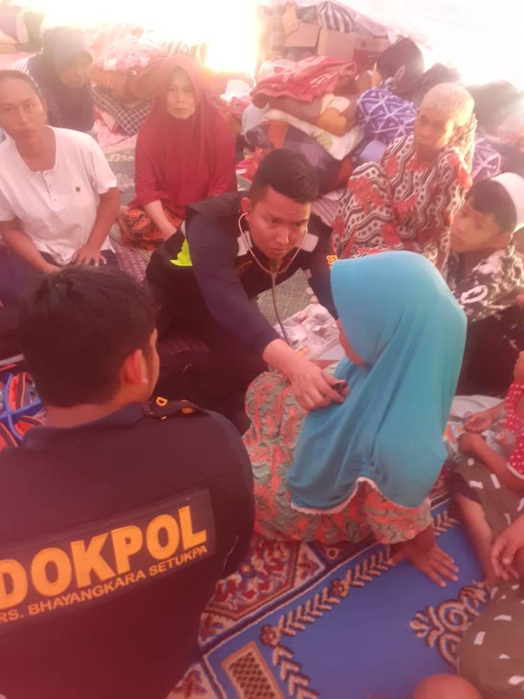 Bhaktikes Gempa Cianjur RS. Bhayangkara Setukpa Di Posko Cijendil