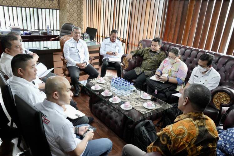 Sosialisasi Hari Antikorupsi Sedunia Semarakkan Car Free Day Minggu Ini